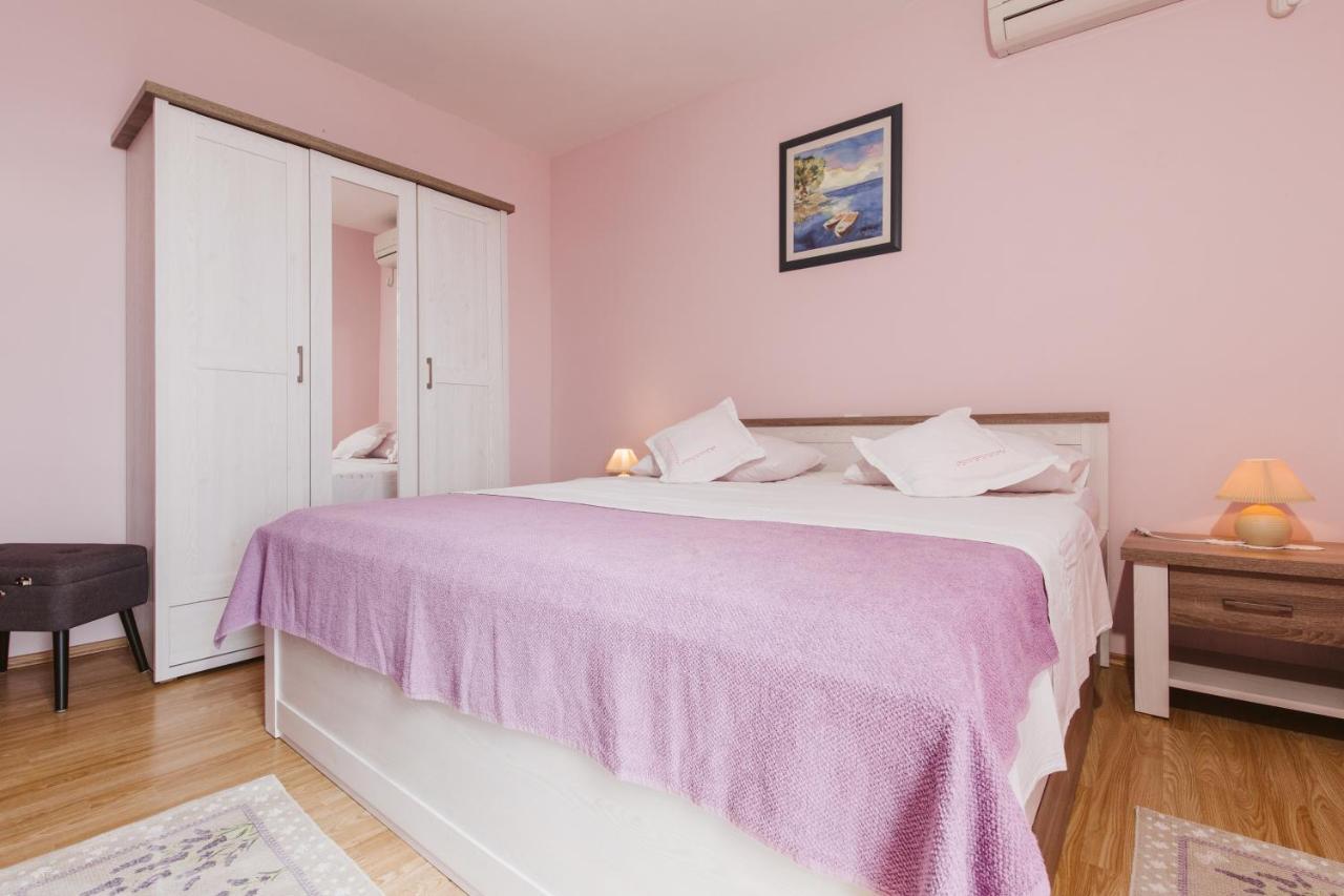 Apartment Kuzmanic Lokva Rogoznica Exteriér fotografie